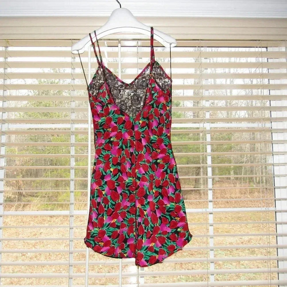 VICTORIA'S SECRET Gold Label Red Floral Slipdres P - Picture 3 of 5